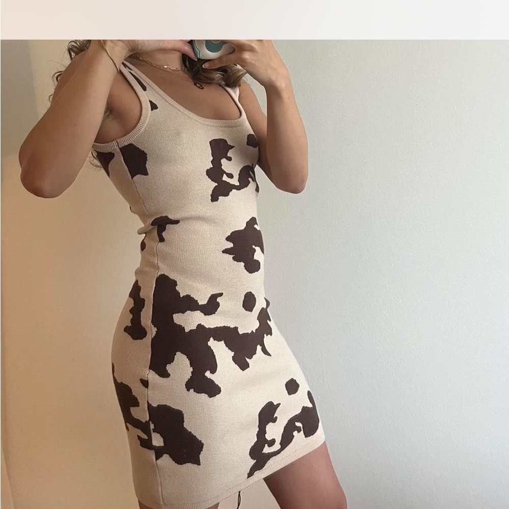 Chic Beige and Brown Patterned Mini Dress